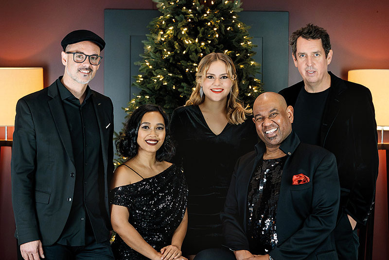 Bild-Christmas-Moments-Ensemble-c-Anna-Kuhn-7-26.jpg